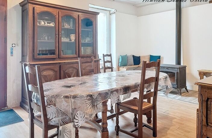 CHAUMES-EN-BRIE, Gros potentiel pour cette maison de ville à rénover sur plus de 160 m² habitables — photo 5