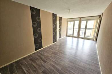 Appartement 3 pièces 597 €