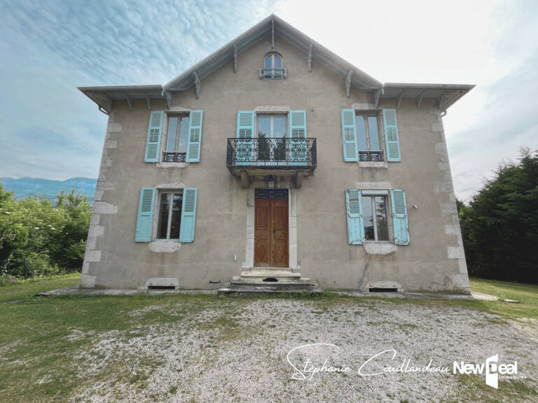 Grande maison de maître sur les hauteurs de Chambéry (limite Sonnaz) au calme avec vue dégagée — photo 1