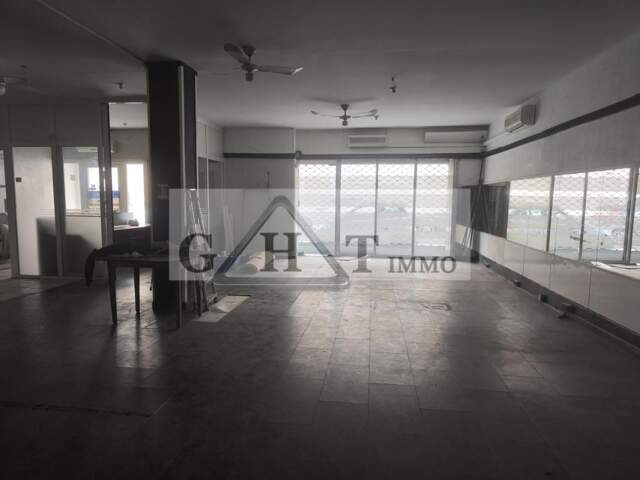 A VENDRE LOCAL COMMERCIAL HYPER CENTRE D'ANTIBES  474 M² — photo du bien