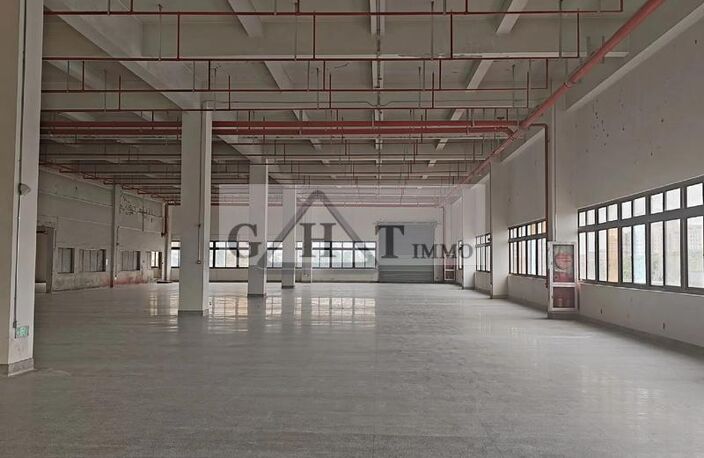 Entrepôt 1700m² Aulnay-sous-bois — photo 3