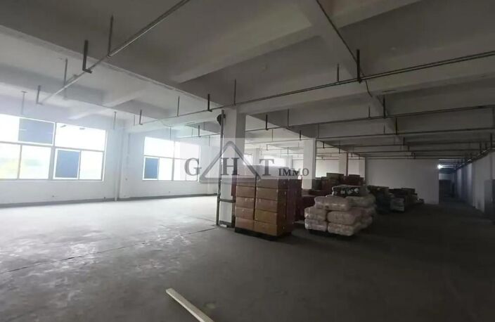 Entrepôt 850m² Pierrelaye — photo 2