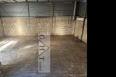 Local industriel  4900 €