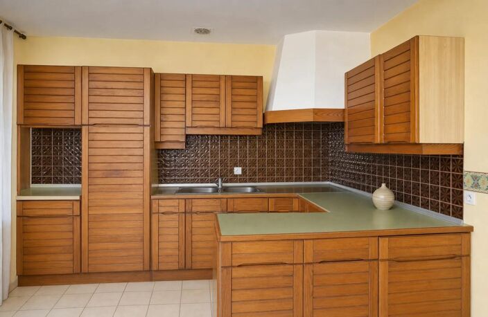 Maison de plain-pied 7 pièces 160 m² à Pradines — photo 2