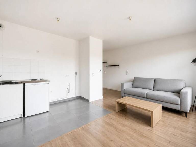 Idéal investissement : appartement 30 m² à Poissy vendu loué — photo 1