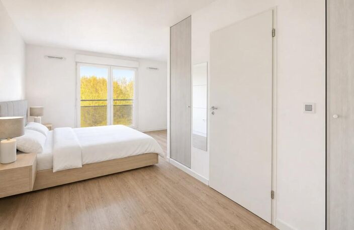 Idéal investissement : appartement 30 m² à Poissy vendu loué — photo 2