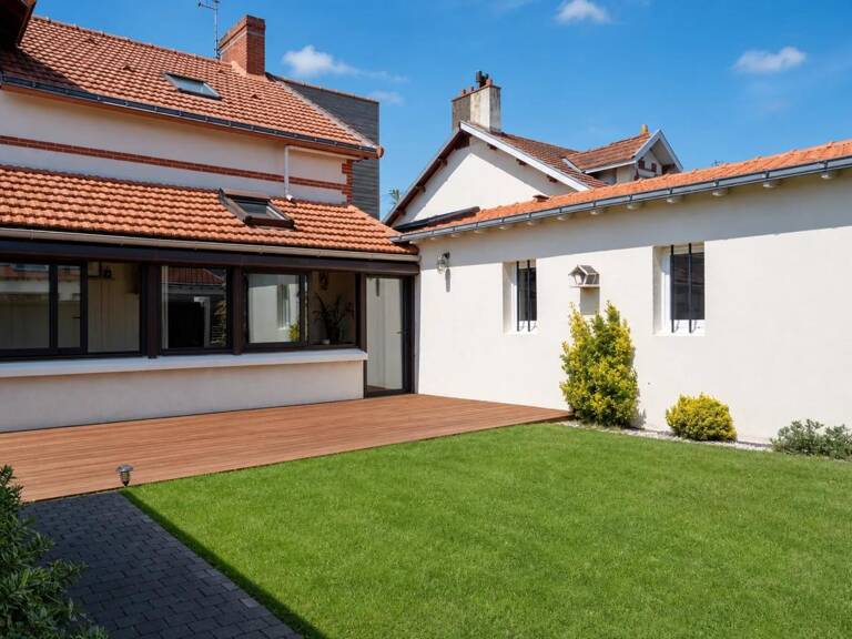 Maison de caractère 117m² à Couëron centre — photo 1