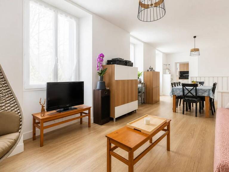Lumineux T4 de 95 m² à La Ferté-Alais — photo 1
