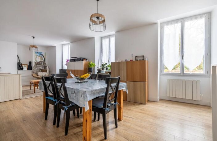 Lumineux T4 de 95 m² à La Ferté-Alais — photo 2