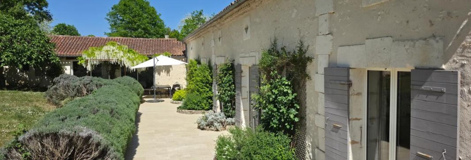 Maison 7 Pièces 225 m² à vendre à Douville (24140)