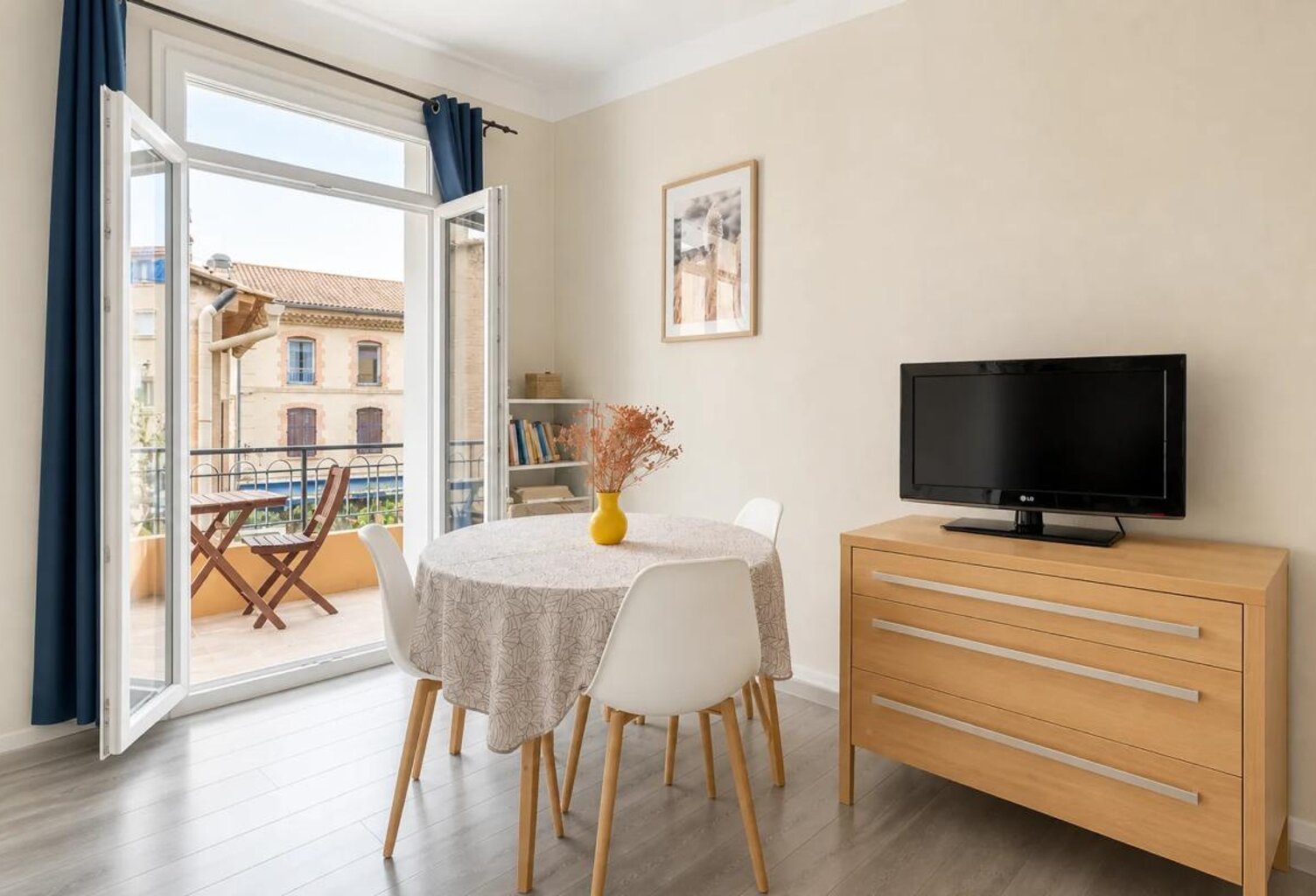 Appartement de charme 4 pièces avec bel aperçu mer au Lavandou — photo 1