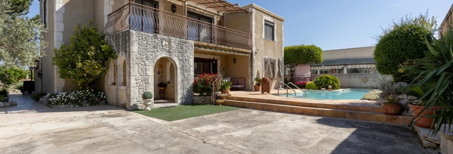 Maison 7 Pièces 238 m² à vendre à Gignac-la-Nerthe (13180)