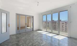 Appartement 3 Pièces 130 m² à louer à Ajaccio (20090)