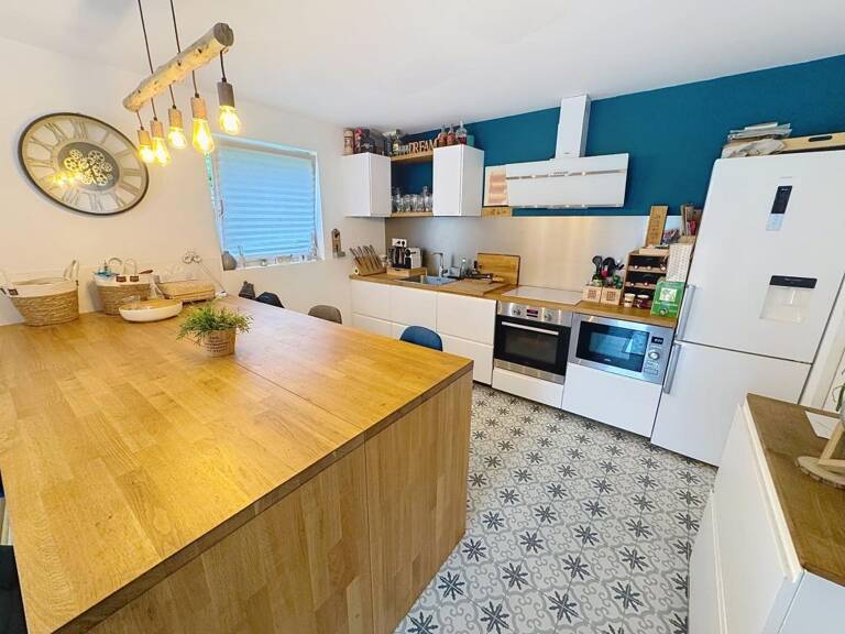 Maison À Vendre — photo 1