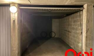 Garage   m² à louer à Lyon 3 (69003)