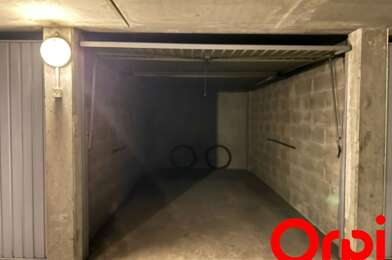Garage  92 €