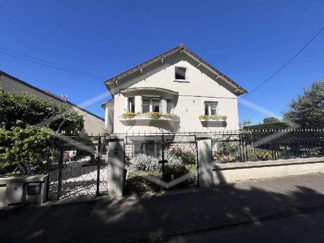 Maison 7 pièces 130 m² à Combs-la-Ville — photo du bien