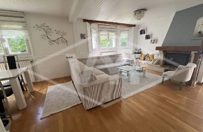 Vente maison 7 pièces 130 m² Combs-la-Ville (77380) — photo 3