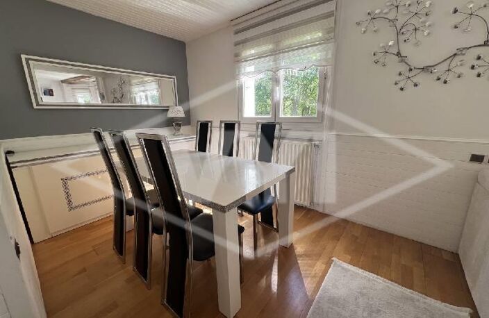Vente maison 7 pièces 130 m² Combs-la-Ville (77380) — photo 4