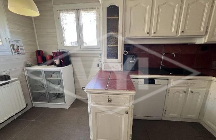 Vente maison 7 pièces 130 m² Combs-la-Ville (77380) — photo 5