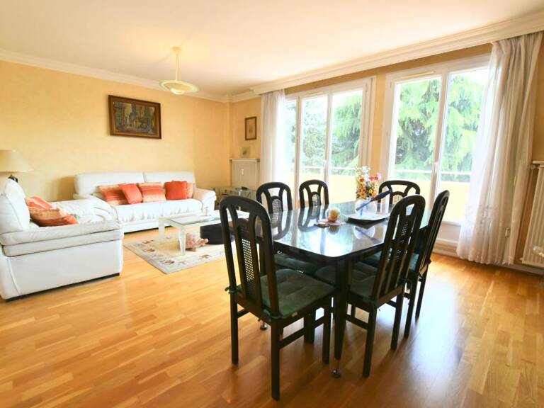 Appartement T3 79, 75 m2 À Vendre — photo 1