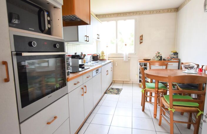 Appartement T3 79, 75 m2 À Vendre — photo 3
