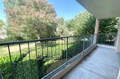 Appartement 3 pièces 1017 €