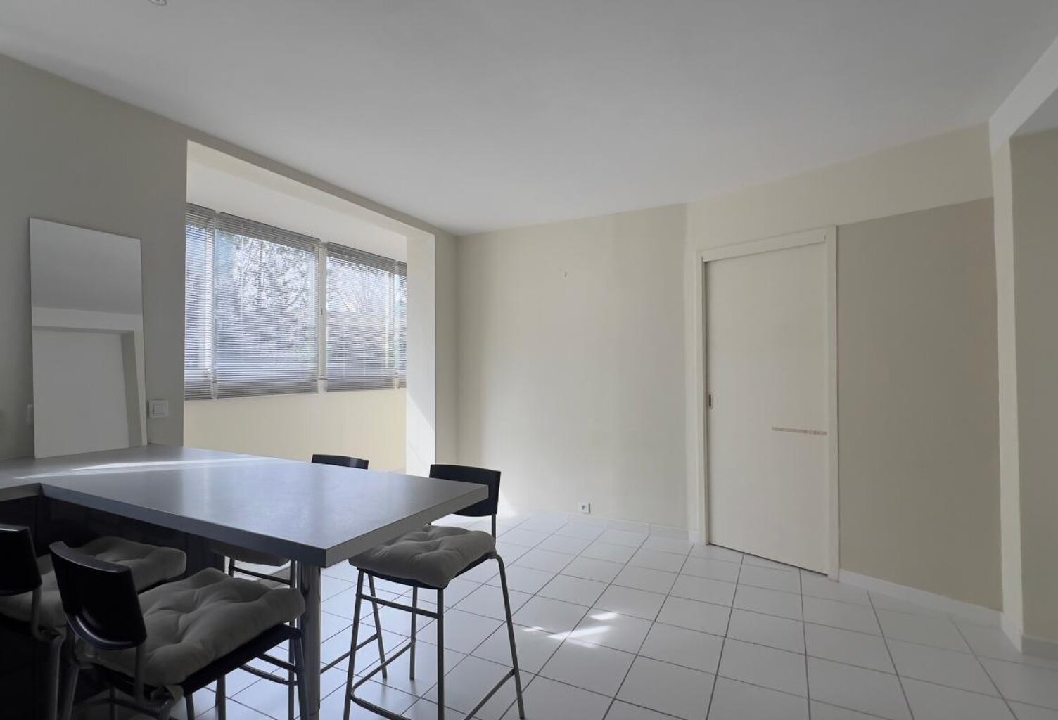 Appartement Saint Eloi  À Vendre — photo 1