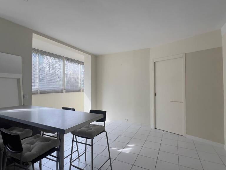 Appartement Saint Eloi  À Vendre — photo 1