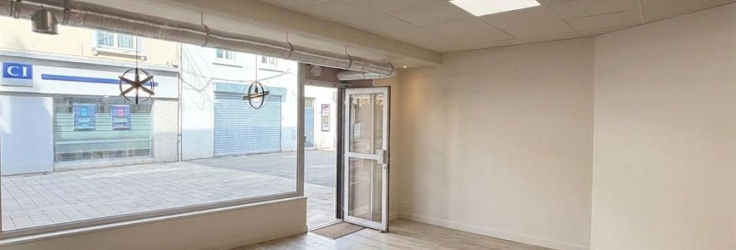 Commerce  35 m² à vendre à Pont-de-Chéruy (38230)