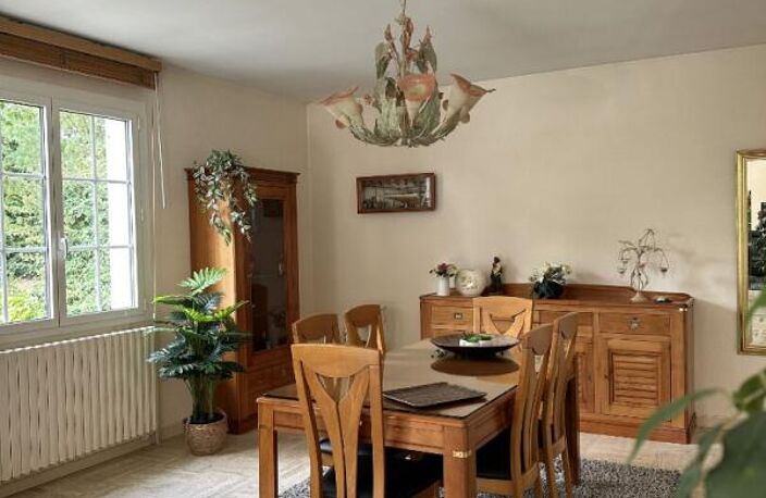 Maison Chateaubriant 10 pièce(s) 280 m2, 6 chambres , 10834m² de terrain — photo 4