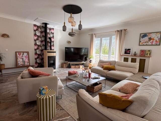 Maison architecte à Favières  7 pièce(s)  RARE sur le secteur — photo du bien
