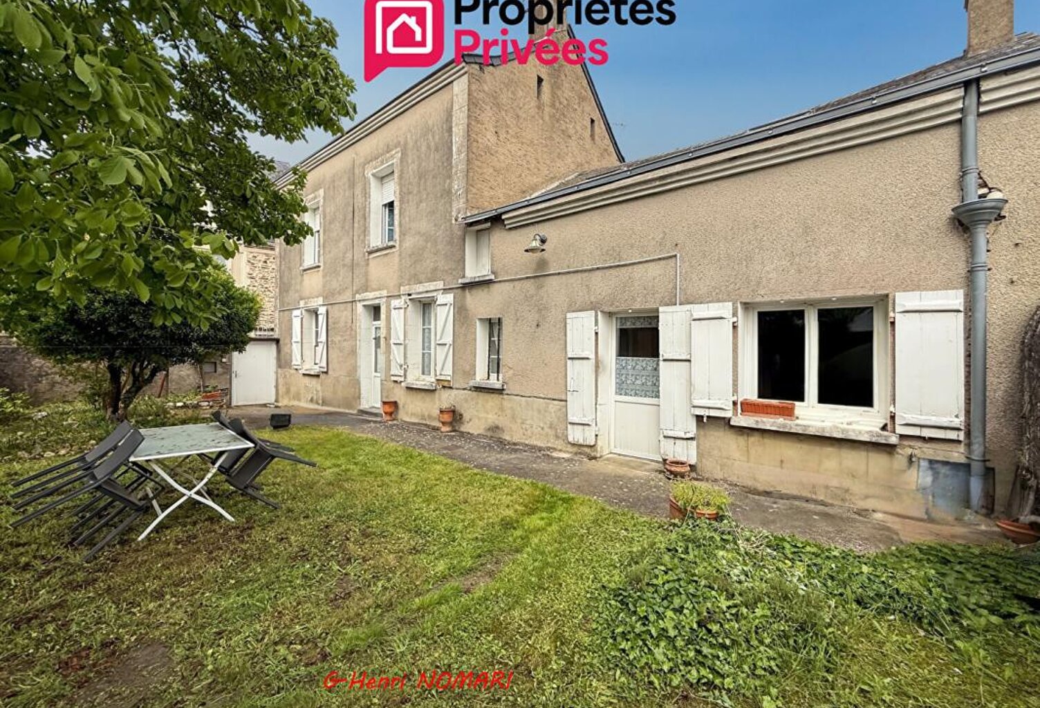 Maison  de 101 m2 en Centre ville de Candé - 6 pièce(s) - 3 Chambres — photo 1
