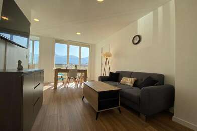 Appartement 4 pièces 240000 €