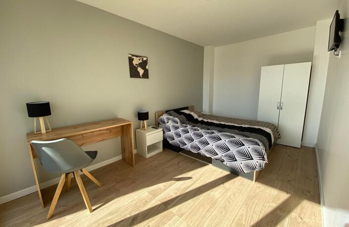 Appartement Chambery 4 pièce(s) 68 m2 — photo 2