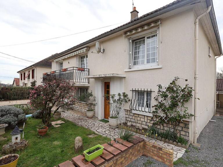 Maison sur sous-sol de 8 pièces, 4 chambres — photo 1