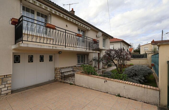 Maison sur sous-sol de 8 pièces, 4 chambres — photo 2