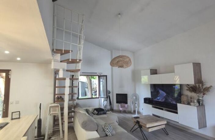 Maison  6 pièce(s) 133.69 m2 à Plan-de-Cuques — photo 4