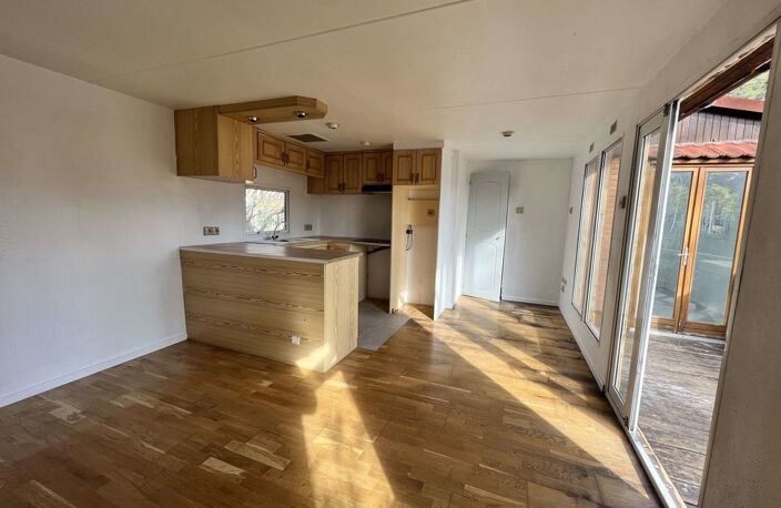 Mobil-home et chalet sur terrain de loisir au Castellet — photo 4