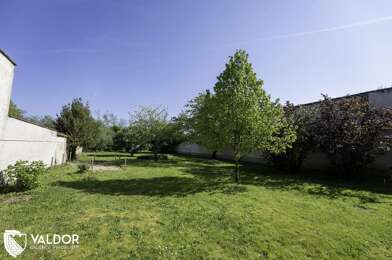 Appartement 6 pièces 220000 €
