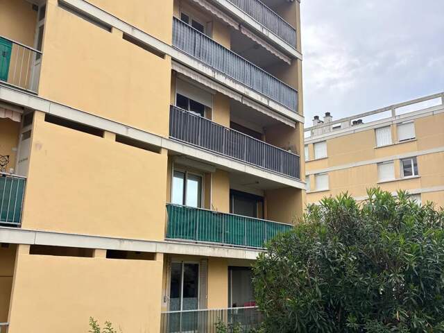 APPARTEMENT LUMINEUX — photo du bien