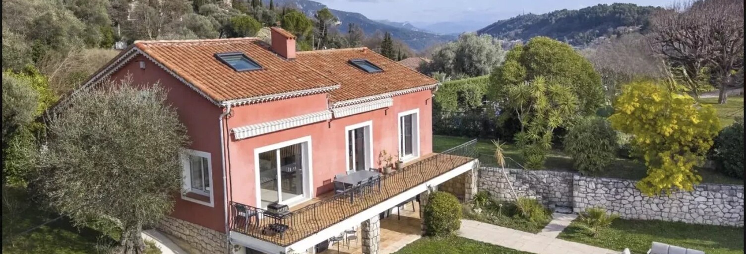 Maison 5 Pièces 138 m² à vendre à Châteauneuf-Grasse (06740)