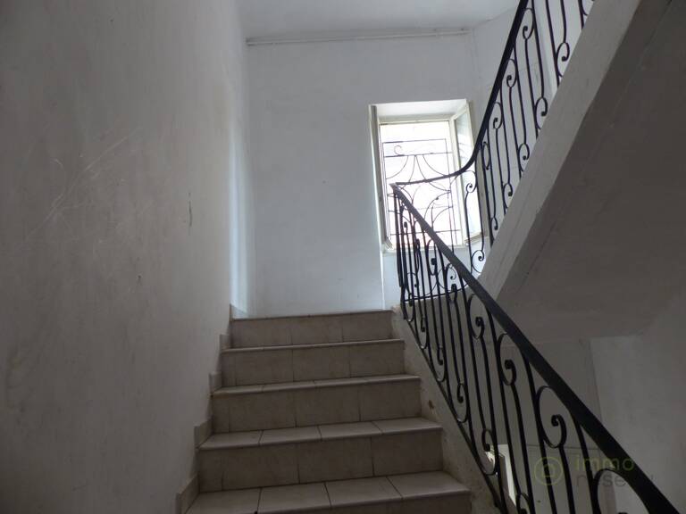 Immeuble — photo 1