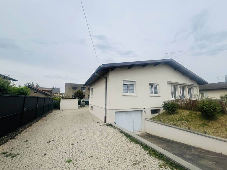 Maison de 82m2 à vendre 291500 EUR à Wittenheim — photo 1