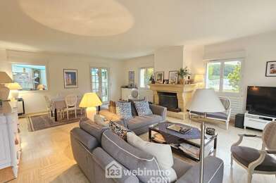 Maison 8 pièces 599000 €