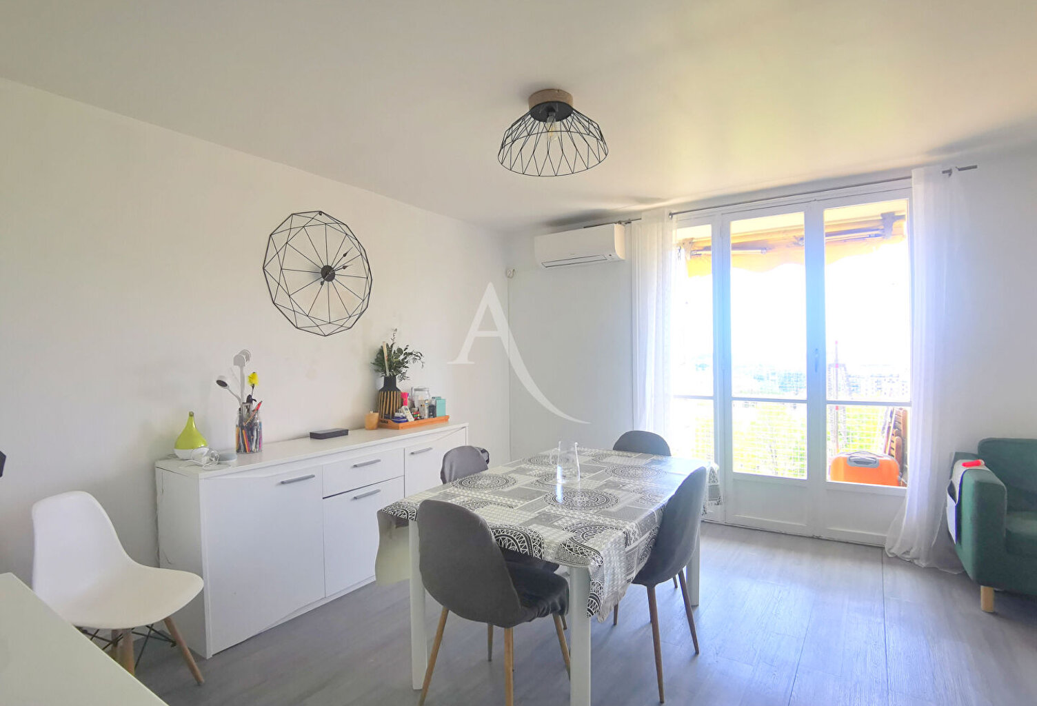 DOMAINE DE FALICON : 3/4 PIECES EN ETAGE ELEVE — photo 1