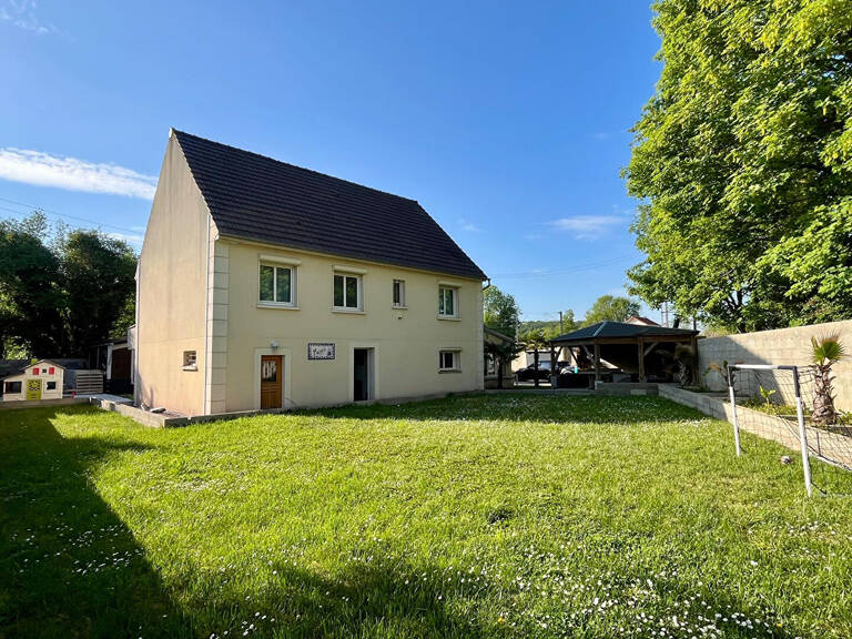 Maison à vendre sur la commune de  Butry Sur Oise 7 pièces, 4 chambres 220m² — photo 1