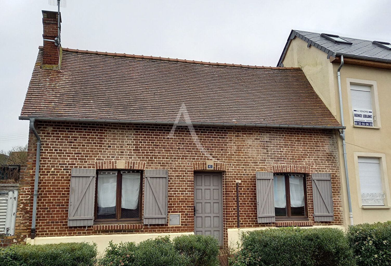 ETREPAGNY maison ancienne 3 chambres — photo 1