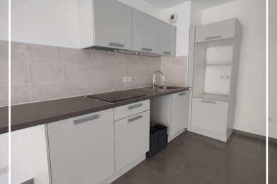 Appartement 5 pièces 1068 €