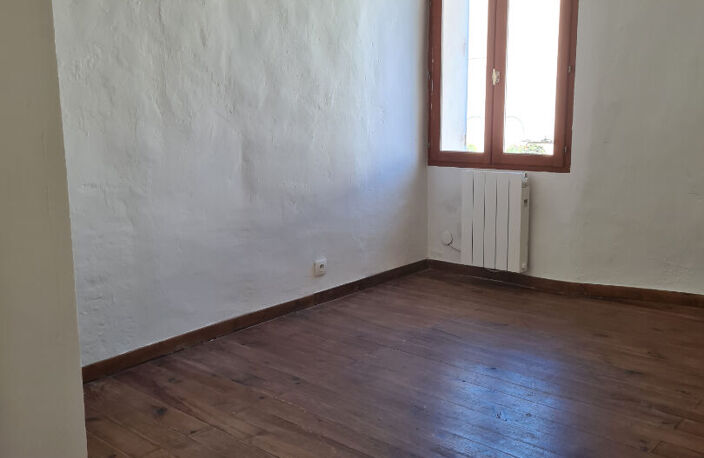 Appartement de type 4 La Roquebrussanne — photo 4